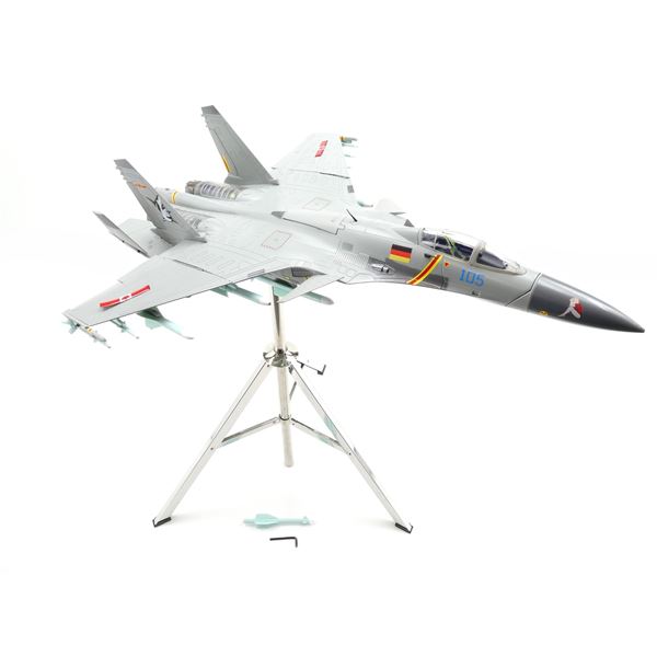CHINESE SHENYANG J-15 FLYING SHARK CARRIER-BASED FIGHTER JET MODEL WITH STAND