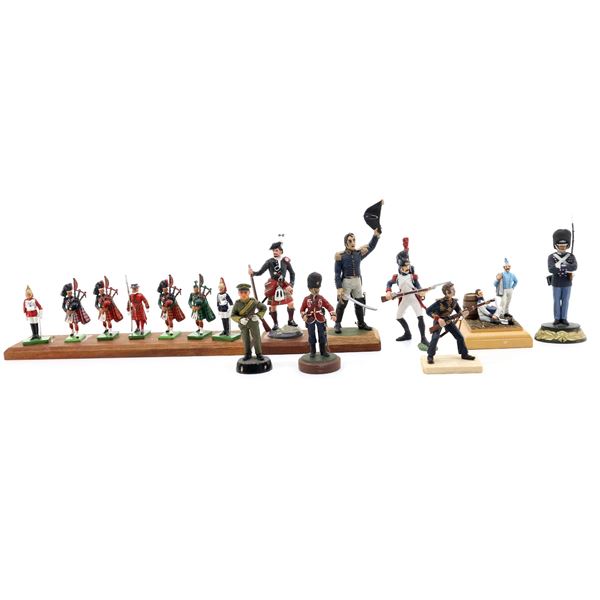 ASSORTED MILITARY FIGURINES LOT