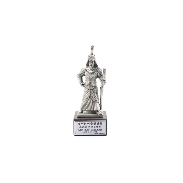 KOREAN ADMIRAL LEE SOON SHIN FIGURINE