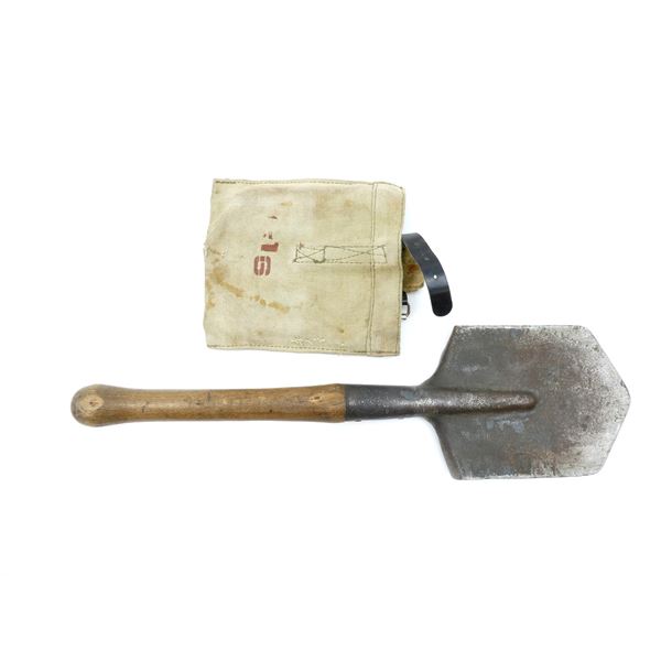 RUSSIAN MILITARY ENTRENCHING TOOL WITH COVER
