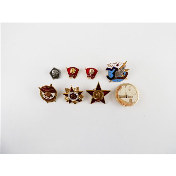 ASSORTED RUSSIAN MILITARY BADGES LOT