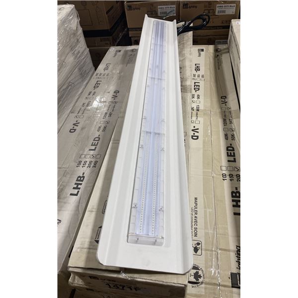 9 EE LIGHTING LHB-200LED-50K-347-V-D WHITE 202W LED LINEAR HIGHBAY (1471F)