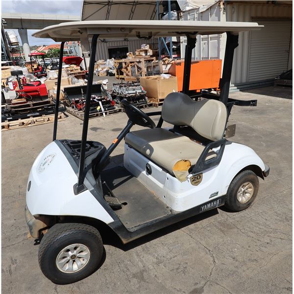 2019 Yamaha 16 DR2E19AC 2-Seat Golf Cart (Starts & Runs - See Video)