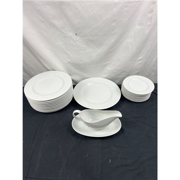 Mikasa Classic Flair fine China Set