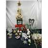 Image 1 : Christmas Ornaments and Decor