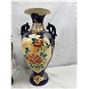 Image 2 : Satsuma Pottery Vases