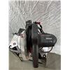 Image 2 : JobMate 8 1/4" Compound Mitre Saw
