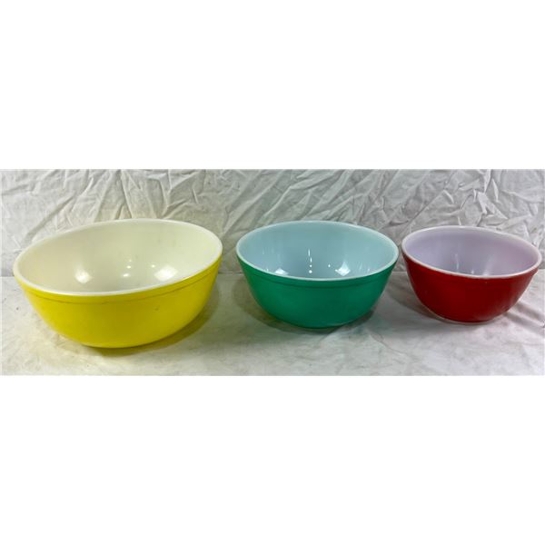 Coloured Pyrex Bowls