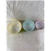 Image 3 : Coloured Pyrex Bowls