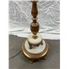 Image 3 : Ornate Metal Floor Lamp