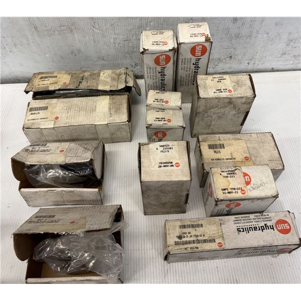 Lot of Sun Hydraulics Items