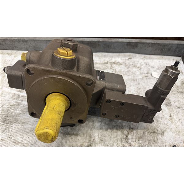 Rexroth #PV7-1A/40-45RE37MC5-16 / #R900502277 FD: 99125 Hydraulic Pump