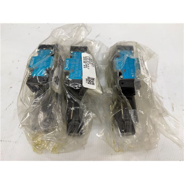 (3) Nachi #SL-G01-E3X-GR-D2-31 Valves