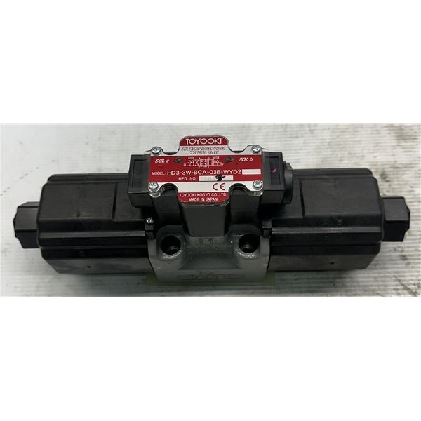 Toyooki Kogyo #HD3-3W-BCA-03B-WYD2 Valve