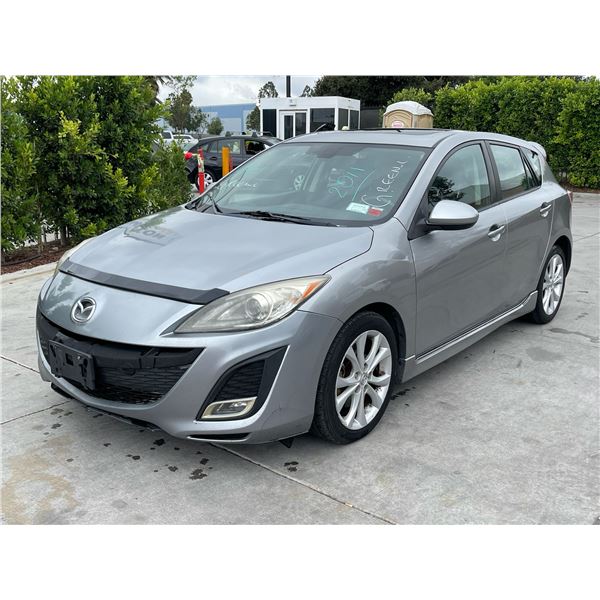 MAZD MAZDA3 2011 O/S TITLE 2 DAYS