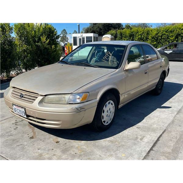 TOYT CAMRY 1999 SALV T/DONATION