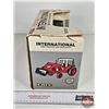 Image 4 : International 1586 Tractor w/ Endloader (ERTL) (Scale 1:16) (Box Measures : 7-3/4"H x 14-1/2"W x 6"D