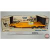 Image 2 : Machine Trailer (ERTL) (Scale 1:16) (Box Measures : 5-1/4"H x 17-3/8"W x 9-1/2"D)