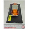 Image 7 : Model Car : 1930 Packard (In Case)  (Scale 1:32) (Case Measures : 4-1/4"H x 8-3/4"W x 4-1/4")
