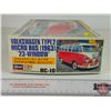Image 2 : Volkswagen Type 2 Micro Bus 1963 : '23-Window Historic Car Series 10 (Hasegawa) (Scale 1:24) (Box Me