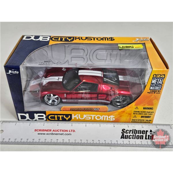 DUB CITY Kustoms : 2005 Ford GT (Jada Toys) (Scale 1:24) (Box Measures : 4-1/2"H x 10"W x 4-3/4"D)