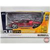 Image 2 : DUB CITY Kustoms : 2005 Ford GT (Jada Toys) (Scale 1:24) (Box Measures : 4-1/2"H x 10"W x 4-3/4"D)
