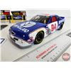 Image 2 : New Holland Racing "Ron Barfield" Collector Combo :  - Die-Cast Nascar (Scale 1:18) - Lic Plates (2)