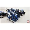 Image 8 : New Holland Collector Combo : 3 Tractors & Cultivator (Scale 1:64)