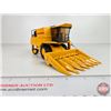 Image 6 : New Holland TX34 Combine with Corn Header (Scale 1:42)