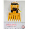 Image 7 : New Holland TX34 Combine with Corn Header (Scale 1:42)