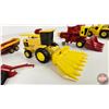 Image 2 : Collector Combo : New Holland (Variety of 10 pcs) (Scale 1:64)