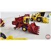 Image 3 : Collector Combo : New Holland (Variety of 10 pcs) (Scale 1:64)