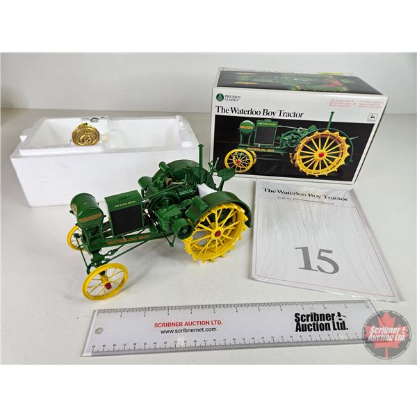 John Deere Precision Classics #15 : The Waterloo Boy Tractor (ERTL Collectibles) (Scale 1:16) (Box M