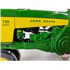 Image 10 : John Deere Precision Classics #13 : The Model 730 Diesel Tractor (ERTL Collectibles) (Scale 1:16) (B