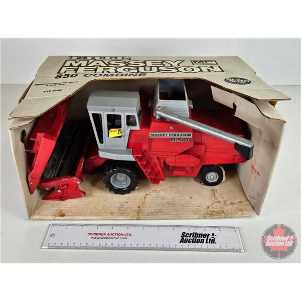 Massey Ferguson 850 Combine (ERTL) (Scale 1:16) (Box Measures : 8"H x 16" x 11"D) (Note: Water Damag