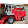 Image 4 : Massey Ferguson 850 Combine (ERTL) (Scale 1:16) (Box Measures : 8"H x 16" x 11"D) (Note: Water Damag