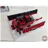 Image 3 : CASE IH : Axial-Flow 8250 Combine (ERTL) Farm Show 2020 (Scale 1:64) (Box Measures: 5-1/2"H x 8-1/2"