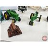 Image 5 : Christmas Village Lights & Accessories : Incl. - Snow Drape - Tractors - Trees - People - Etc!