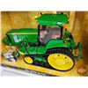 Image 7 : John Deere 8520T Tractor : 2 Piece Set Collector Edition (2002) (ERTL) (Scale 1:16 & 1:64) (Box Meas