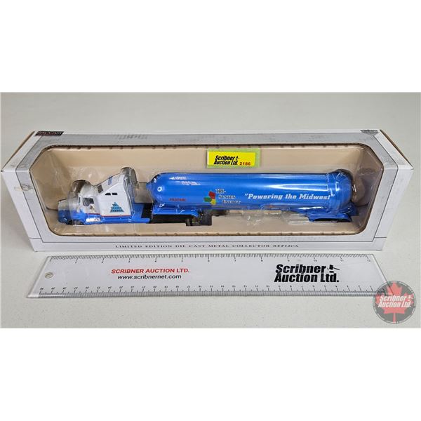 SPEC CAST Kenworth T-600 w/Tank Trailer : Limited Edition  (Scale 1:64) (Box Measures : 4"H x 13-1/2