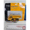 Image 2 : Mighty Movers CAT 613C Elevating Scraper w/ Dump Truck (ERTL) (Scale 1:64)