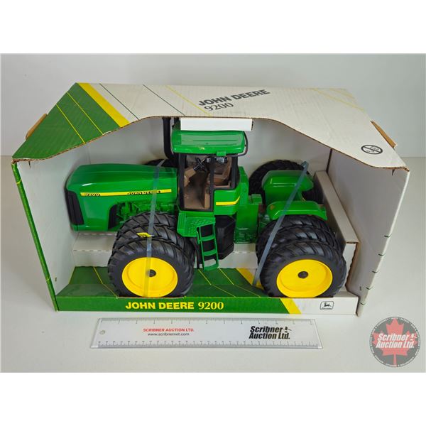 John Deere 9200 Tractor: Tripples (ERTL) (Scale 1:16) (Box Measures : 10"H x 18"W x 111"D)