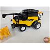 Image 6 : New Holland CR Twin Rotor Combine : 2005 Farm Show Edition (ERTL) (Scale 1:64) (Box Measures : 4"H x