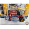 Image 3 : New Holland H8060 Self-Propelled Windrower (ERTL) (Scale 1:64)