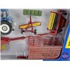 Image 4 : New Holland Haying Set (ERTL) (Scale 1:64) (Box Measures : 7"H x 10-1/4"W x 2"D)