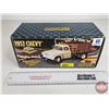 Image 14 : 1957 Chevy Stake Truck : New Holland (ERTL Collectibles Prestige Series) (Scale 1:25) (Box Measures 