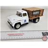Image 3 : 1957 Chevy Stake Truck : New Holland (ERTL Collectibles Prestige Series) (Scale 1:25) (Box Measures 