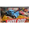 Image 3 : Hot Wheels : Hot Rod Car Set : Series 4 Incl. Collector Display Case (Scale 1:64) (Scale 1:64) (Box 
