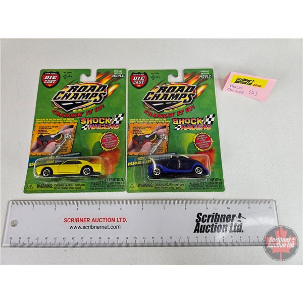 Road Champs (2) : Shock Racers ~ Crankin' It Up - 1969 Camero - '34 Ford (Scale 1:64)