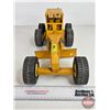 Image 2 : Tonka Grader (Repainted) (Measures : 7"H x 8"W x 16-1/2"L)